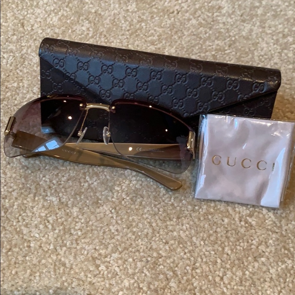 Gucci sunglasses